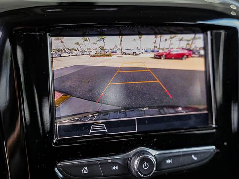 Used 2021 Chevrolet Traverse LT w/ LPO, Cargo Package image 30