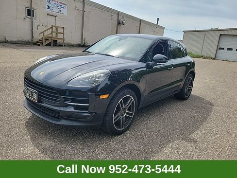Used 2020 Porsche Macan AWD/4WD image 1