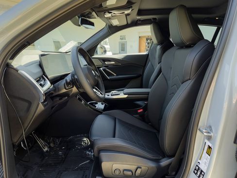 New 2026 BMW X2 xDrive28i w/ Technology Package image 10