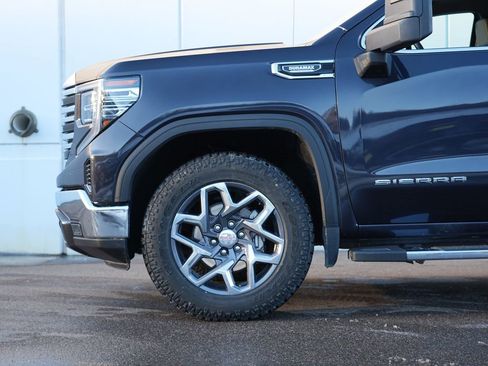 Used 2023 GMC Sierra 1500 SLT w/ SLT Premium Package image 12