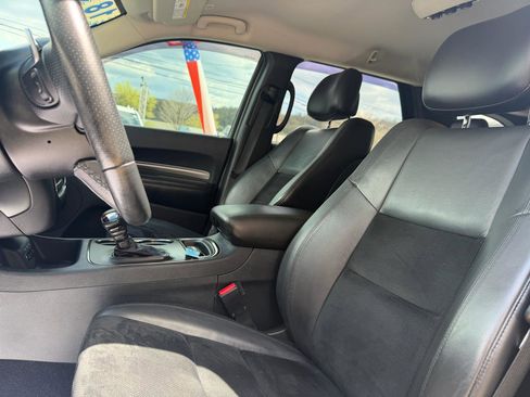 Used 2018 Dodge Durango GT image 9