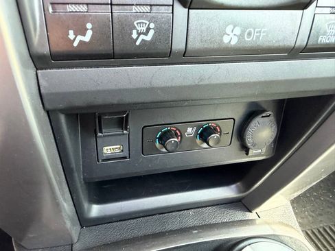 Used 2022 Toyota 4Runner Limited image 9