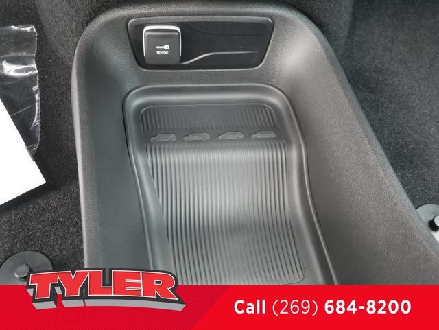 New 2027 Chrysler Pacifica Select FWD image 33