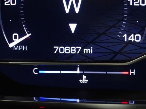 Used 2023 GMC Yukon SLE image 43