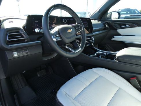 Used 2025 Chevrolet Traverse High Country w/ LPO, Floor Liner Package image 22
