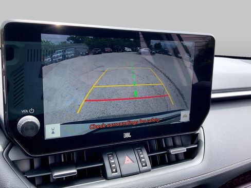 Used 2025 Toyota RAV4 Limited FWD image 27