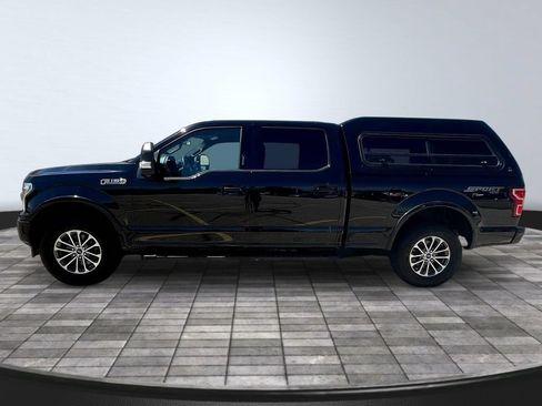 Used 2019 Ford F150 XLT w/ Equipment Group 302A Luxury AWD/4WD image 4