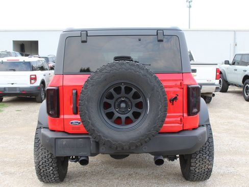 Used 2023 Ford Bronco Wildtrak AWD/4WD image 5