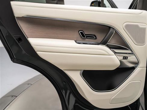 New 2026 Land Rover Range Rover SE AWD/4WD image 24