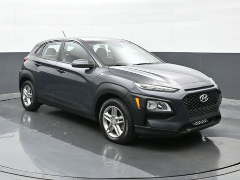 Used 2021 Hyundai Kona SE AWD/4WD image 6
