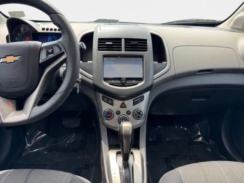 Used 2015 Chevrolet Sonic LT w/ Fun and Sun Package FWD image 13