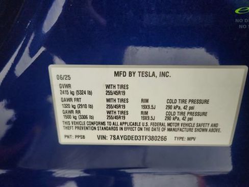 Used 2026 Tesla Model Y 2WD image 92