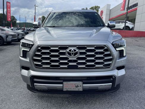 Used 2025 Toyota Sequoia Capstone AWD/4WD image 6