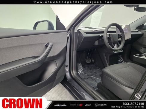 Used 2026 Tesla Model Y Long Range image 21