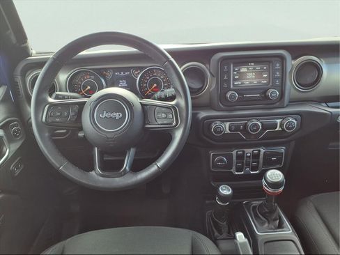 Used 2018 Jeep Wrangler Unlimited Sport S image 4