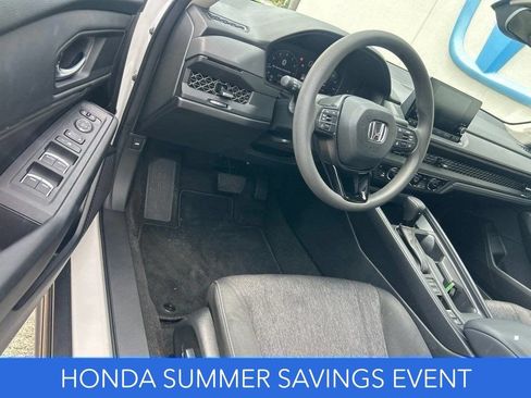 Certified 2023 Honda Accord EX image 11