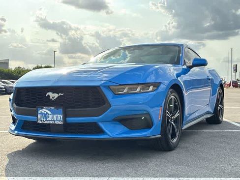 Used 2024 Ford Mustang Coupe RWD image 11