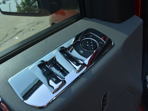 Used 2019 Ford F150 XLT w/ Equipment Group 302A Luxury RWD image 13