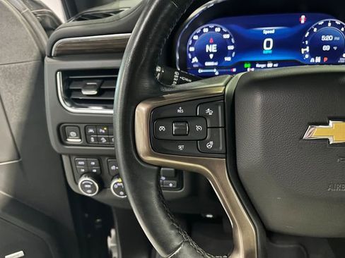 Used 2022 Chevrolet Tahoe High Country AWD/4WD image 17