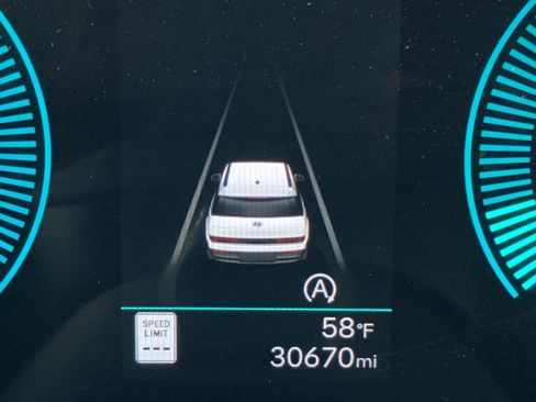 Used 2025 Hyundai Santa Fe SEL image 43