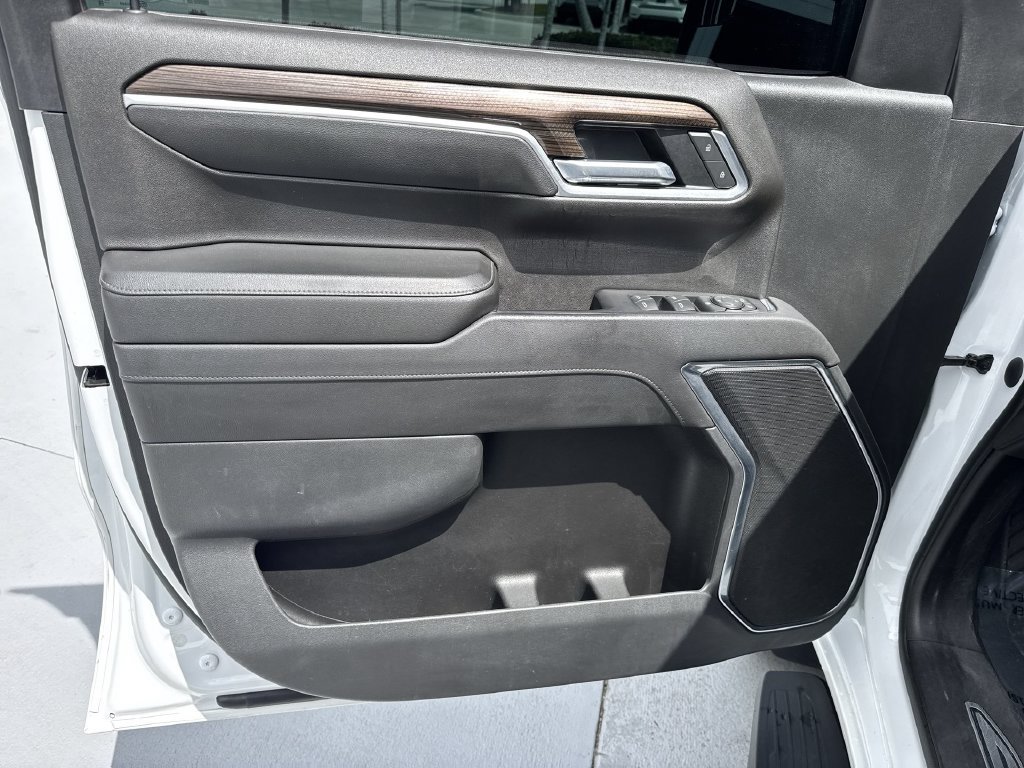 Used 2022 Chevrolet Silverado 1500 LT RWD image 38