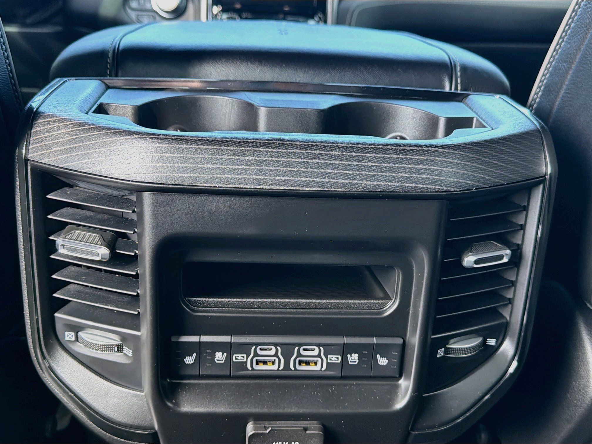 Used 2023 RAM 1500 Limited w/ Body Color Bumper Group AWD/4WD image 26