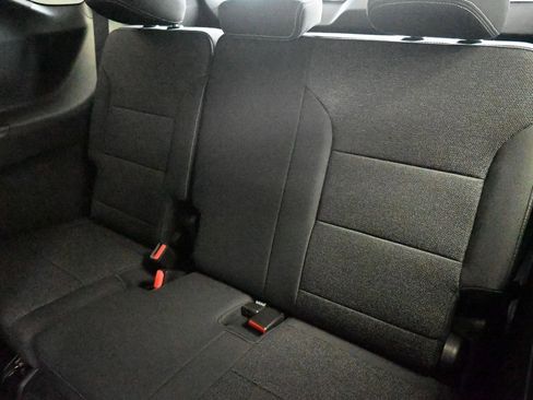 New 2026 Chevrolet Traverse LT image 15