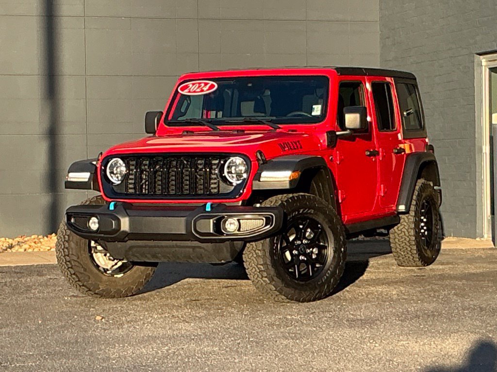 Used 2024 Jeep Wrangler Unlimited AWD/4WD image 2