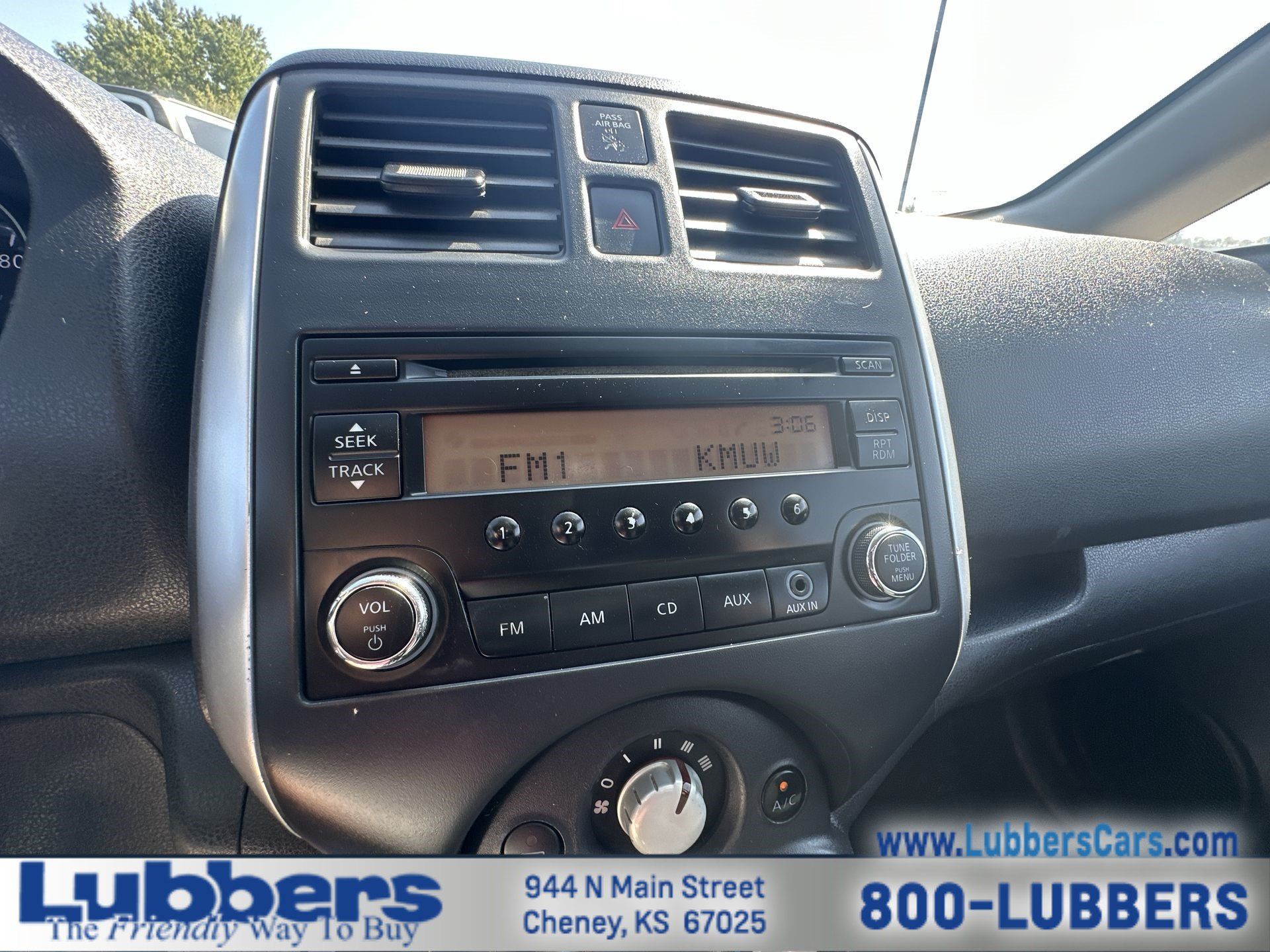 Used 2014 Nissan Versa Note S FWD image 14