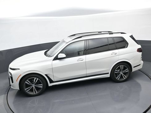 Used 2026 BMW X7 xDrive40i w/ Executive Package AWD/4WD image 35