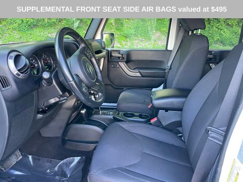 Used 2018 Jeep Wrangler Unlimited Sport S AWD/4WD image 10
