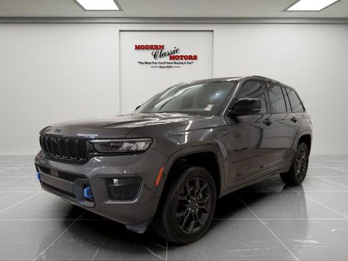 Used 2024 Jeep Grand Cherokee Limited 4xe AWD/4WD image 3