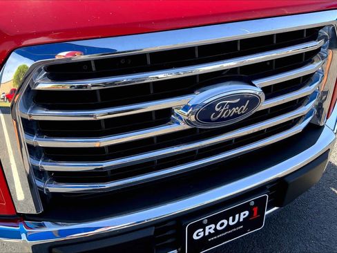 Used 2015 Ford F150 XLT w/ Equipment Group 302A Luxury image 29