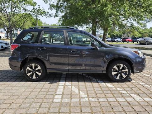 Used 2018 Subaru Forester 2.5i w/ Alloy Wheel Package AWD/4WD image 6