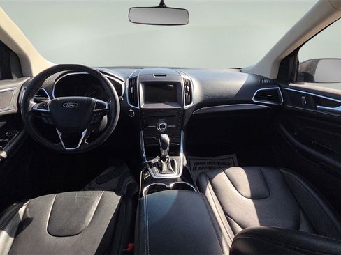 Used 2018 Ford Edge Titanium image 29