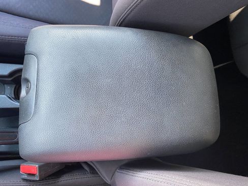 Used 2013 Jeep Wrangler Unlimited Sport image 16