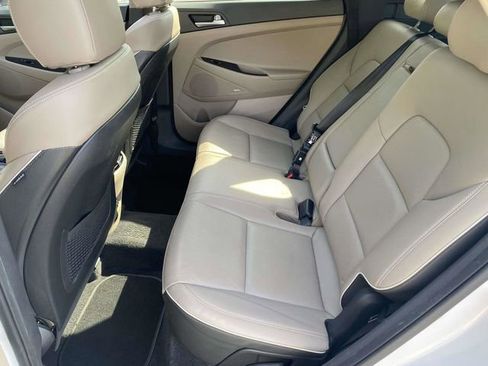 Used 2019 Hyundai Tucson Ultimate w/ Cargo Package FWD image 17