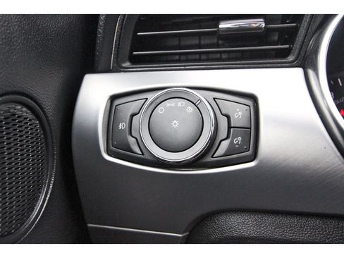 Used 2021 Ford Mustang Premium image 22