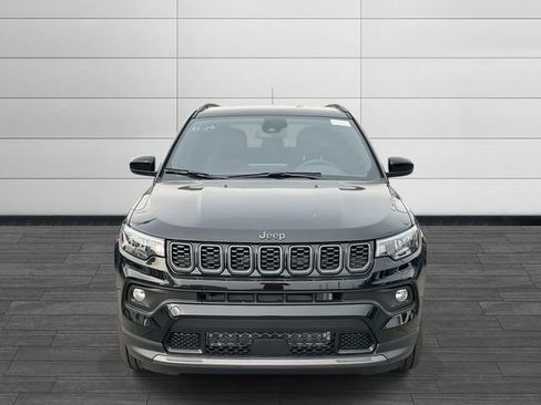 New 2026 Jeep Compass Latitude image 8