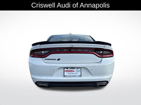 Used 2019 Dodge Charger SXT w/ Blacktop Package image 5