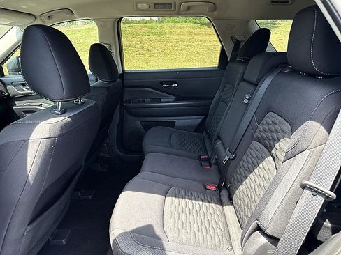 Certified 2022 Nissan Pathfinder SV AWD/4WD image 21