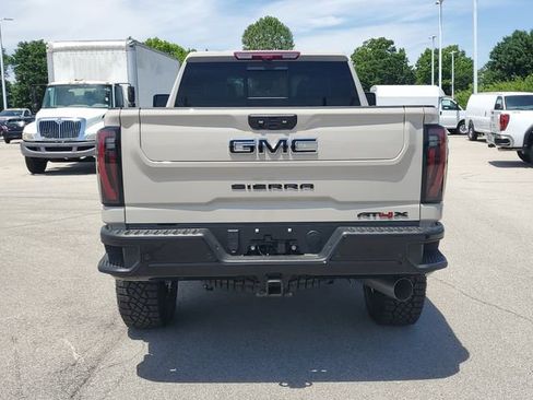 New 2026 GMC Sierra 2500 AT4X w/ LPO, Black Badging Package AWD/4WD image 5