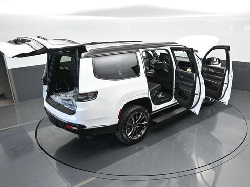 Used 2024 Jeep Grand Wagoneer Series II w/ Quick Order Packagew 28T image 69