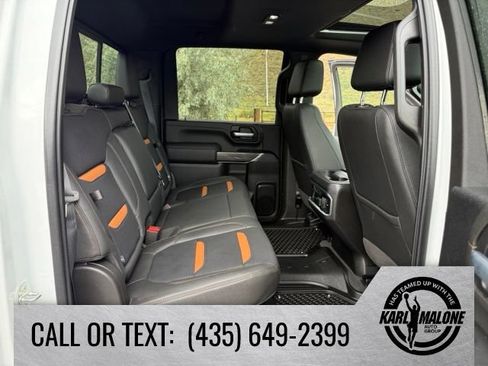 Used 2021 GMC Sierra 2500 AT4 w/ AT4 Premium Plus Package AWD/4WD image 37