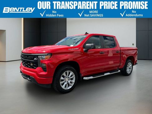 Used 2023 Chevrolet Silverado 1500 Custom AWD/4WD image 1