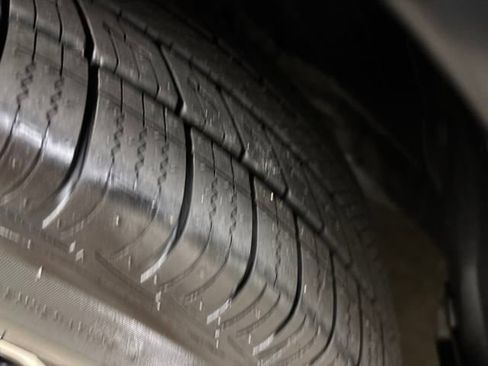 Used 2019 Honda CR-V Touring image 28