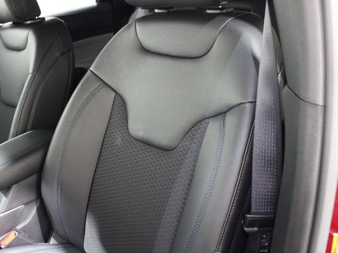 New 2025 Jeep Compass Latitude w/ Convenience Group image 4