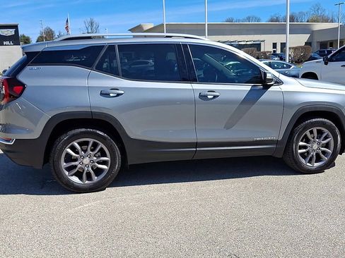Certified 2023 GMC Terrain SLT w/ Infotainment Package II image 9