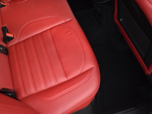 Used 2022 Alfa Romeo Stelvio Veloce AWD/4WD image 34
