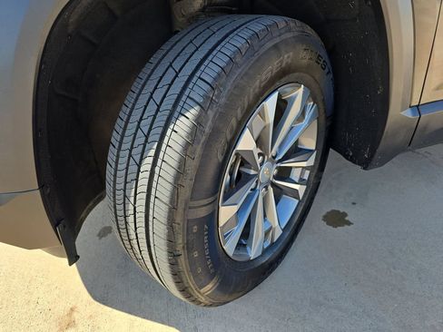 Used 2025 Chevrolet Equinox LT w/ Convenience Package II FWD image 31